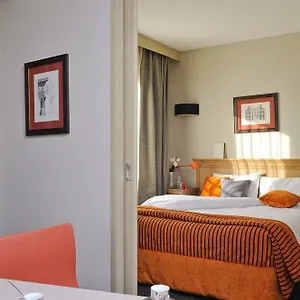 **** Appart hôtel Adagio La Défense Esplanade France